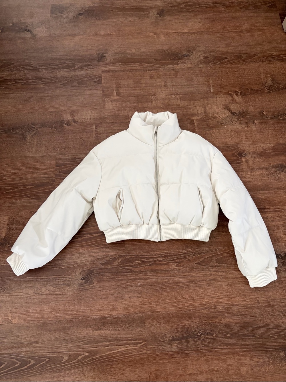 Never worn* Women's Cropped Puffer Jacket - White Cream Faux Leather